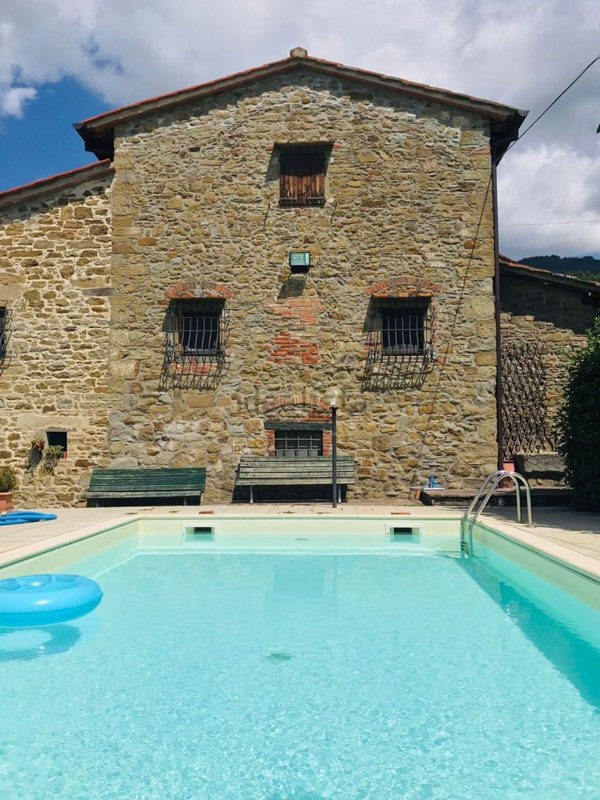 mansarda in vendita a Reggello in zona Donnini