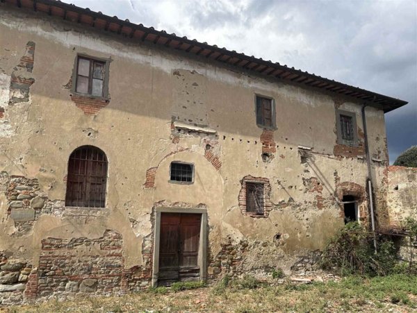 casa indipendente in vendita a Reggello in zona Montanino