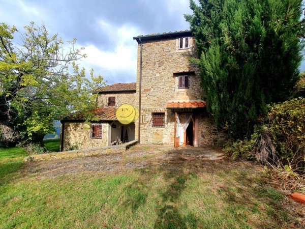 casale in vendita a Reggello in zona Donnini