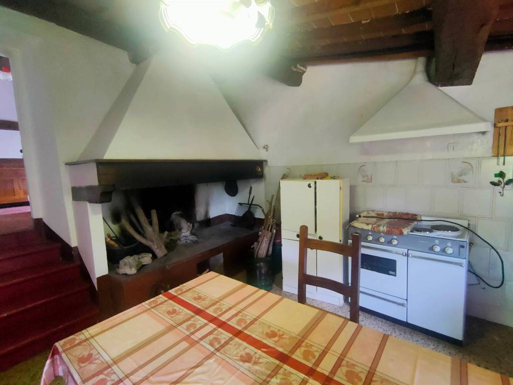 casa indipendente in vendita a Reggello in zona Cancelli