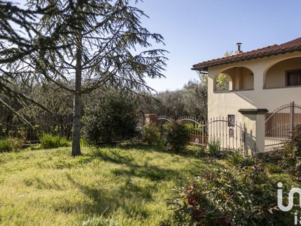 casa indipendente in vendita a Reggello in zona Cascia