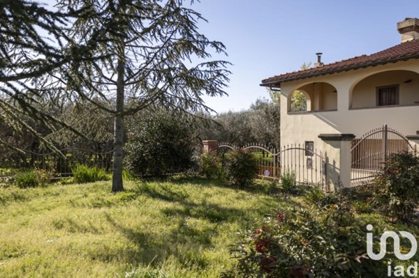 casa indipendente in vendita a Reggello in zona Cascia