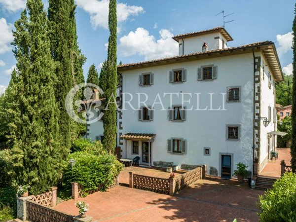 villa in vendita a Reggello