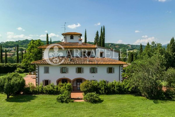 villa in vendita a Reggello