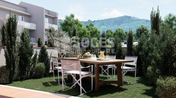 casa indipendente in vendita a Reggello