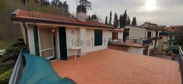 casa indipendente in vendita a Reggello