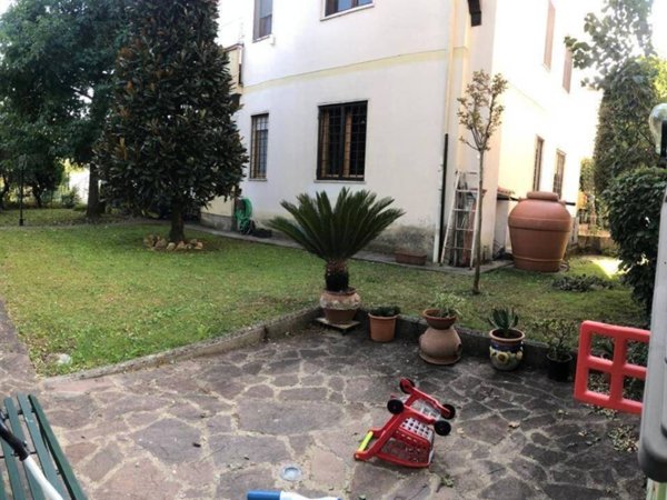 appartamento in vendita a Reggello in zona Ciliegi