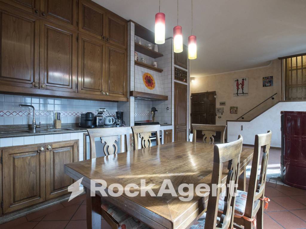 appartamento in vendita a Reggello in zona Tosi