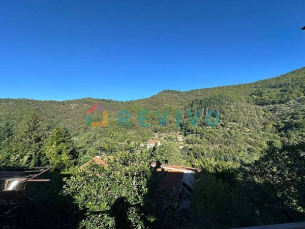 appartamento in vendita a Reggello in zona Tosi