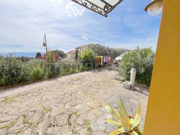 appartamento in vendita a Reggello in zona Cascia