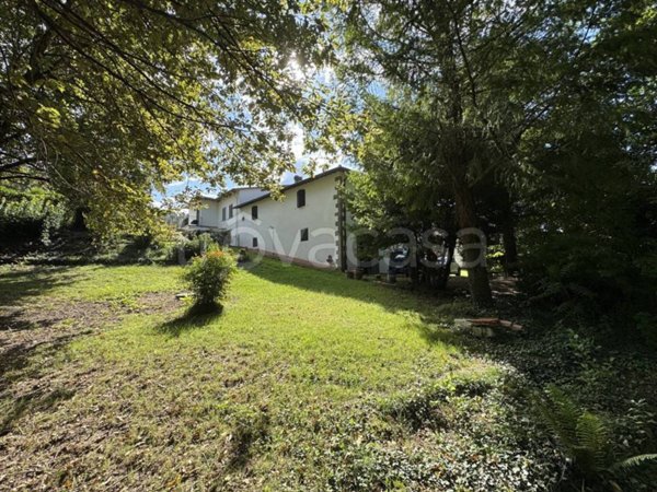 casa indipendente in vendita a Reggello in zona Montanino