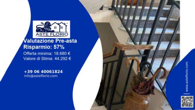 locale commerciale in vendita a Reggello