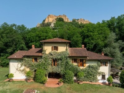 casa indipendente in vendita a Reggello in zona Montanino