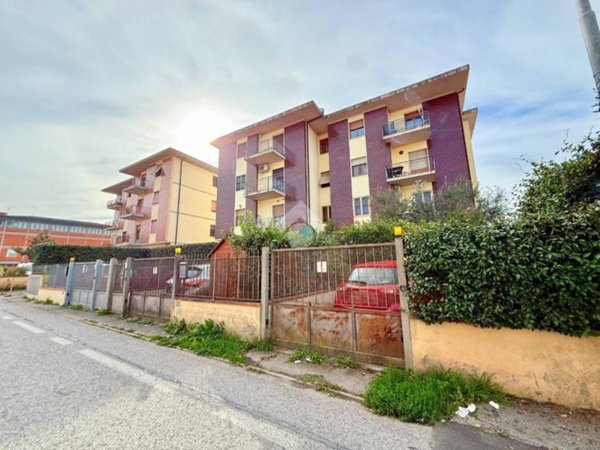 appartamento in vendita a Reggello in zona Ciliegi