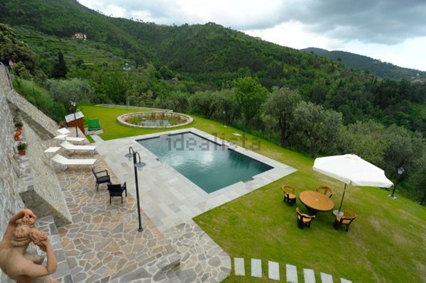 casa indipendente in vendita a Reggello in zona Pietrapiana