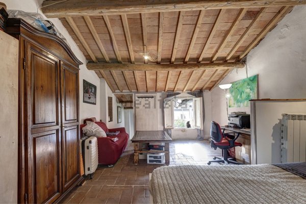 casa indipendente in vendita a Reggello in zona Vaggio