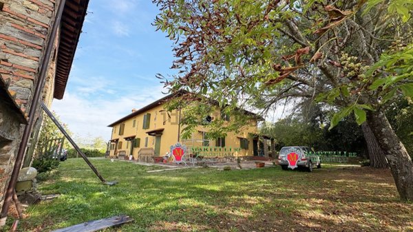 casa indipendente in vendita a Reggello in zona Donnini