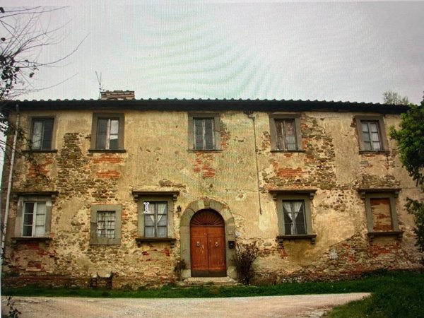 casa indipendente in vendita a Reggello