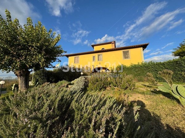 appartamento in vendita a Reggello in zona Matassino