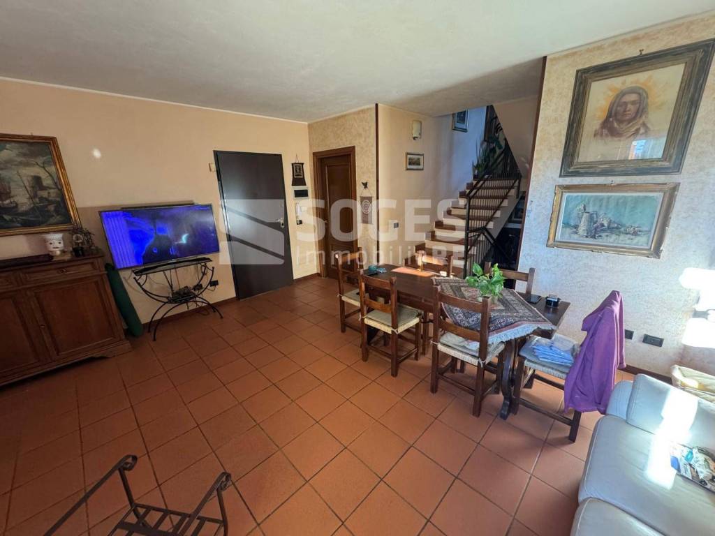 casa indipendente in vendita a Reggello in zona Ciliegi