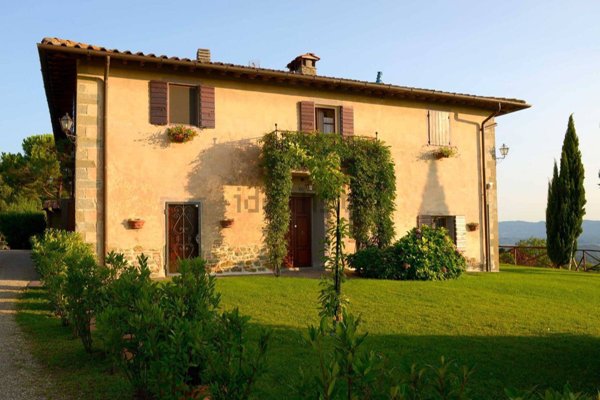 azienda agricola in vendita a Reggello