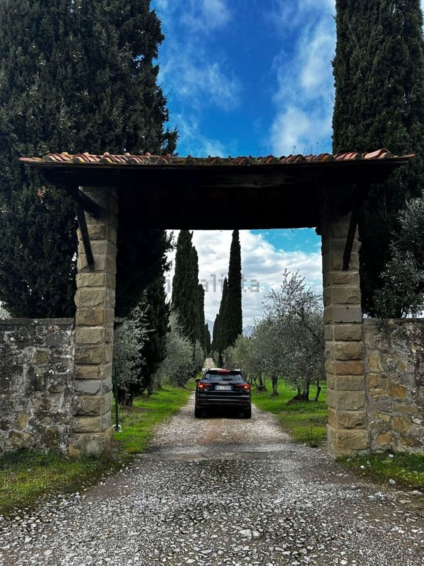 casa indipendente in vendita a Reggello in zona Donnini