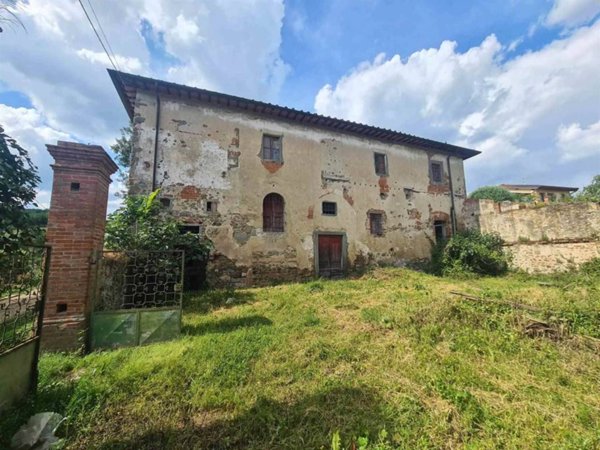 casale in vendita a Reggello in zona Montanino