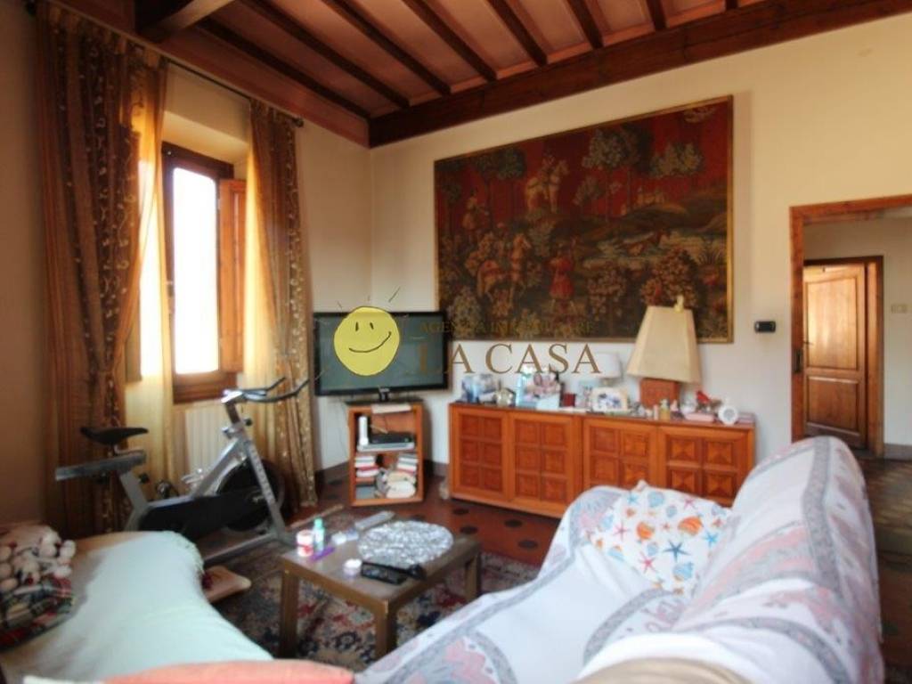 quadrivano in vendita a Reggello in zona Vaggio