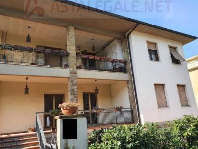 appartamento in vendita a Reggello in zona San Clemente