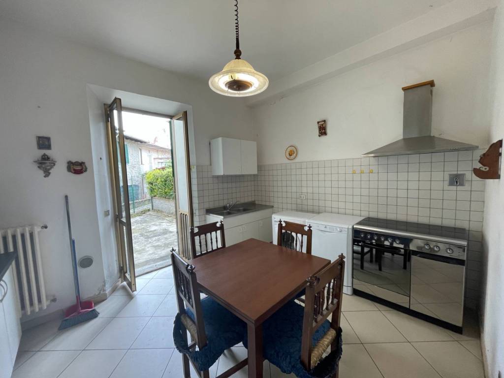 casa indipendente in vendita a Reggello in zona Tosi