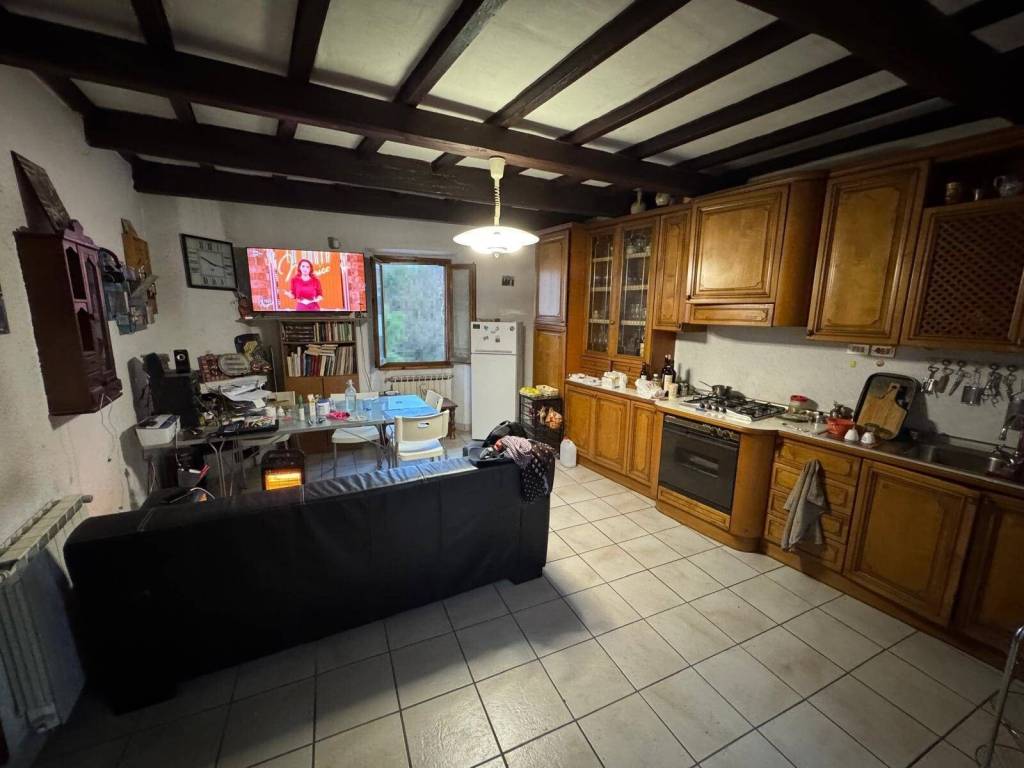 appartamento in vendita a Reggello in zona Vaggio