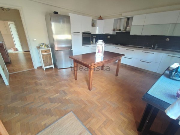 casa indipendente in vendita a Reggello