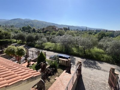 casa indipendente in vendita a Reggello in zona Canova