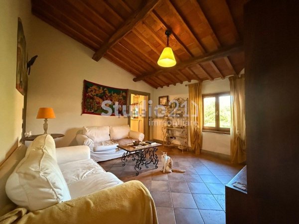 casa semindipendente in vendita a Reggello