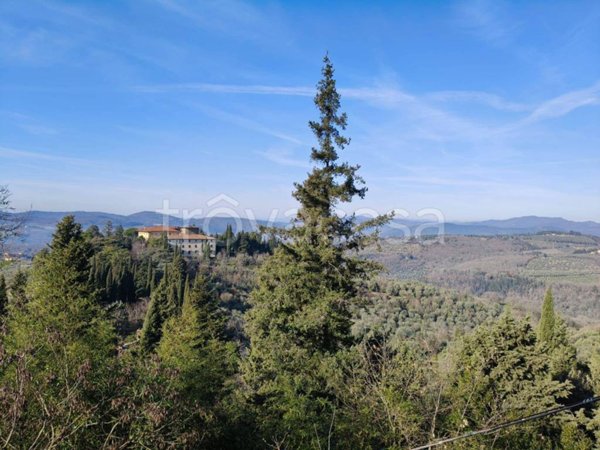 casa indipendente in vendita a Reggello in zona Donnini