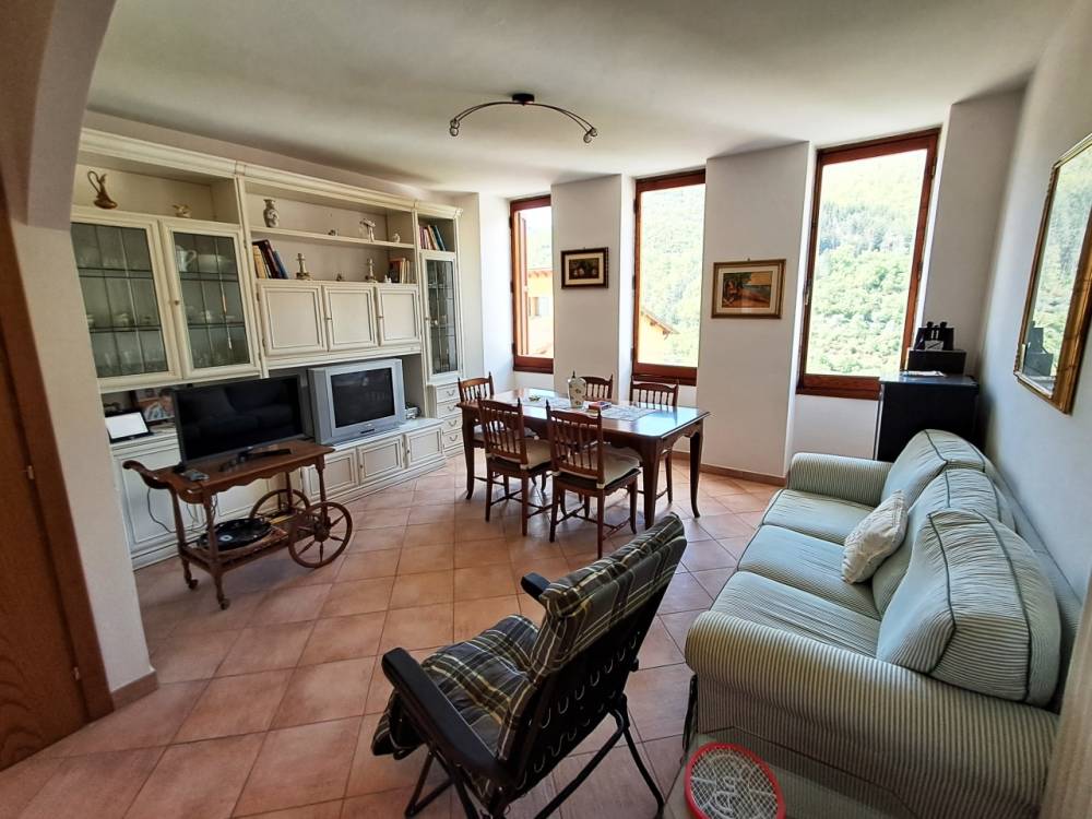 appartamento in vendita a Reggello in zona Tosi