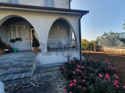 casa indipendente in vendita a Reggello