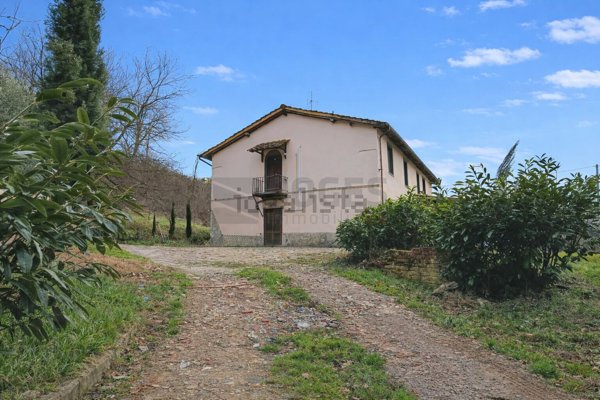 casa indipendente in vendita a Reggello in zona Ciliegi