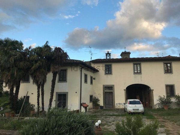 pentavano in vendita a Reggello in zona Cancelli