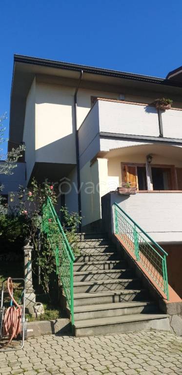 casa indipendente in vendita a Reggello