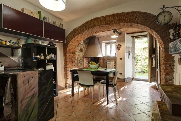 casa indipendente in vendita a Reggello in zona Vaggio