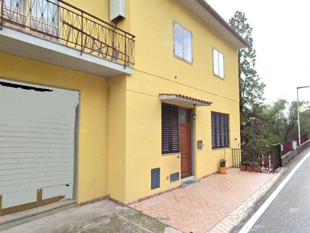 appartamento in vendita a Reggello in zona Donnini