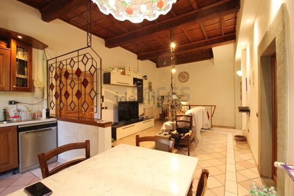 appartamento in vendita a Reggello in zona Matassino