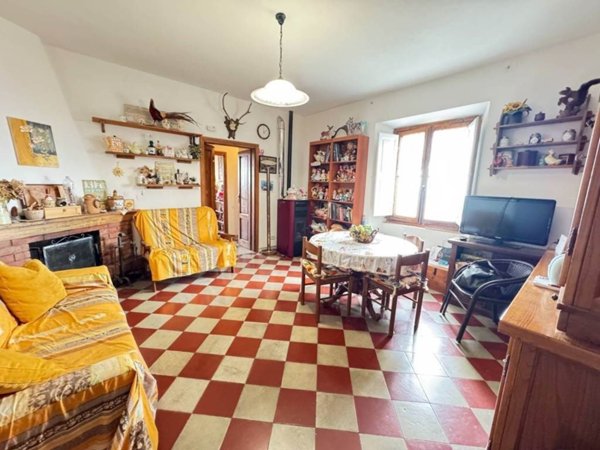 appartamento in vendita a Reggello in zona Saltino