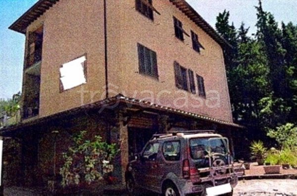 appartamento in vendita a Reggello in zona Tosi