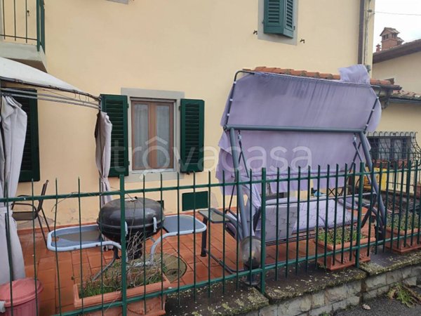casa indipendente in vendita a Reggello in zona Montanino