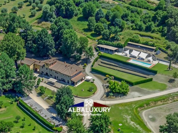 villa in vendita a Reggello