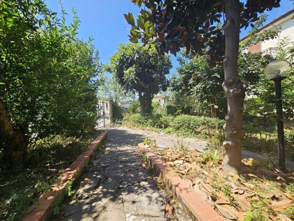 casa indipendente in vendita a Reggello in zona Vaggio