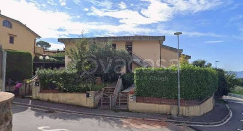 appartamento in vendita a Reggello in zona Pietrapiana