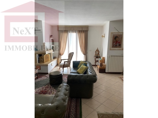 casa indipendente in vendita a Reggello
